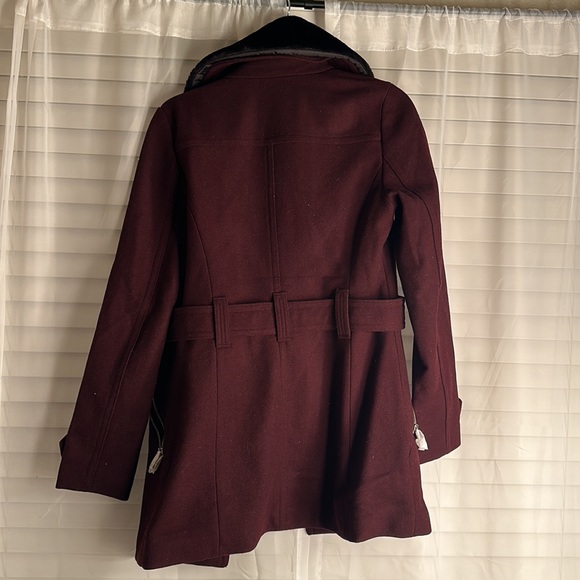 Express Coat - Picture 2 of 3